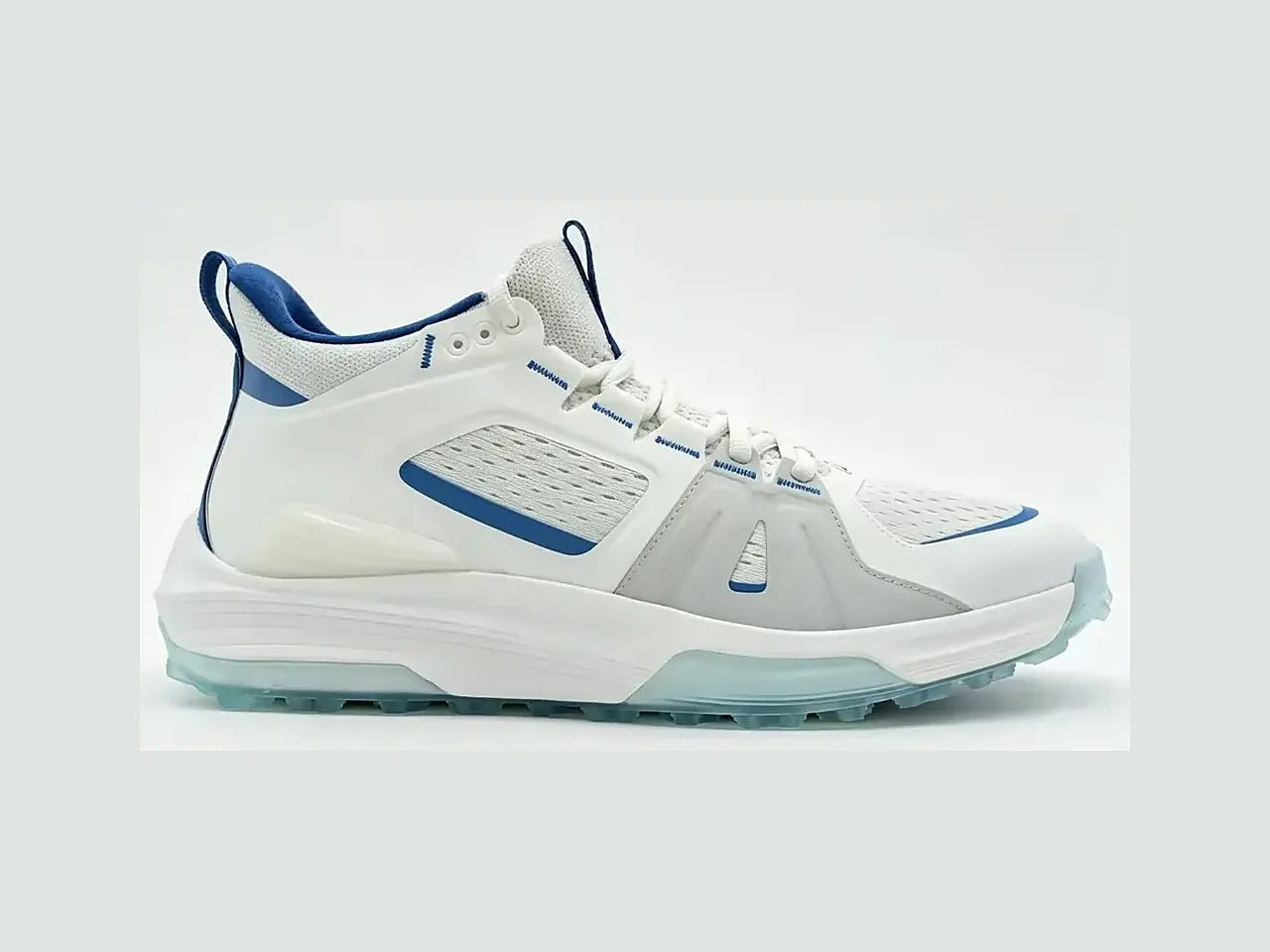 Golf shoe with knit upper and translucent rubber outsole